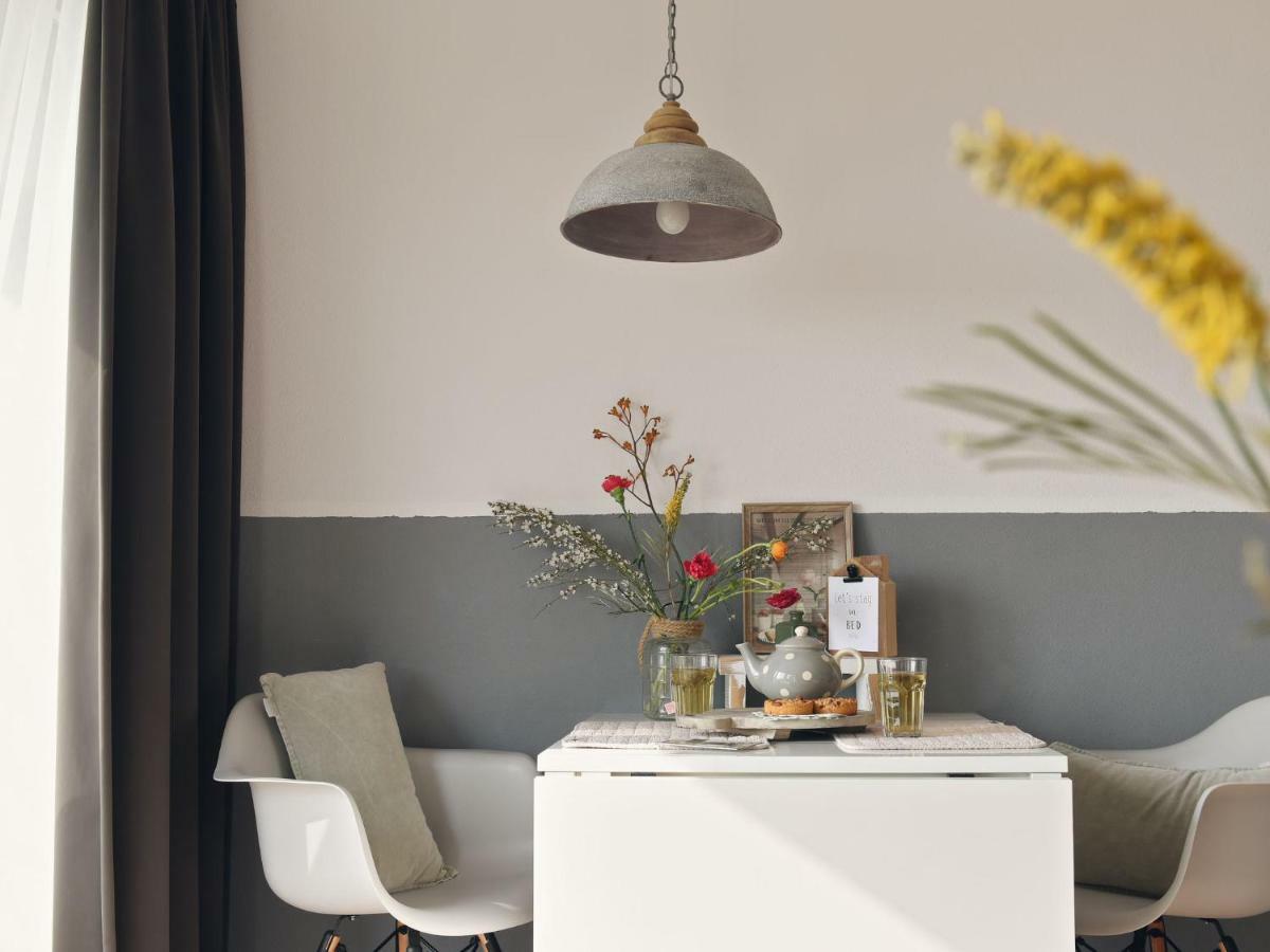 كالانتسوج Modern Suites Near Beach المظهر الخارجي الصورة